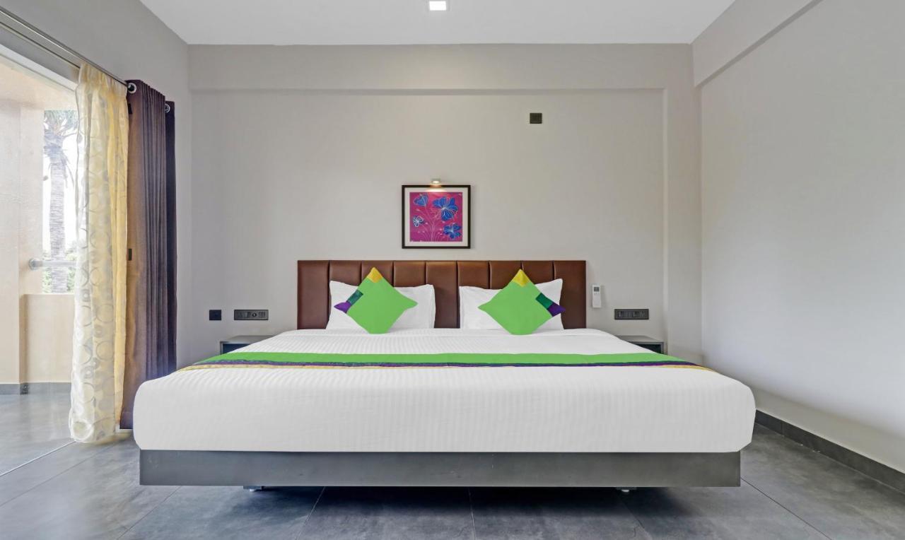 Treebo Grand Vistara Airport Suites Kochi Екстер'єр фото