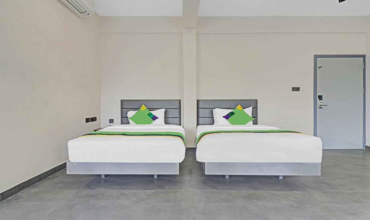 Treebo Grand Vistara Airport Suites Kochi Екстер'єр фото