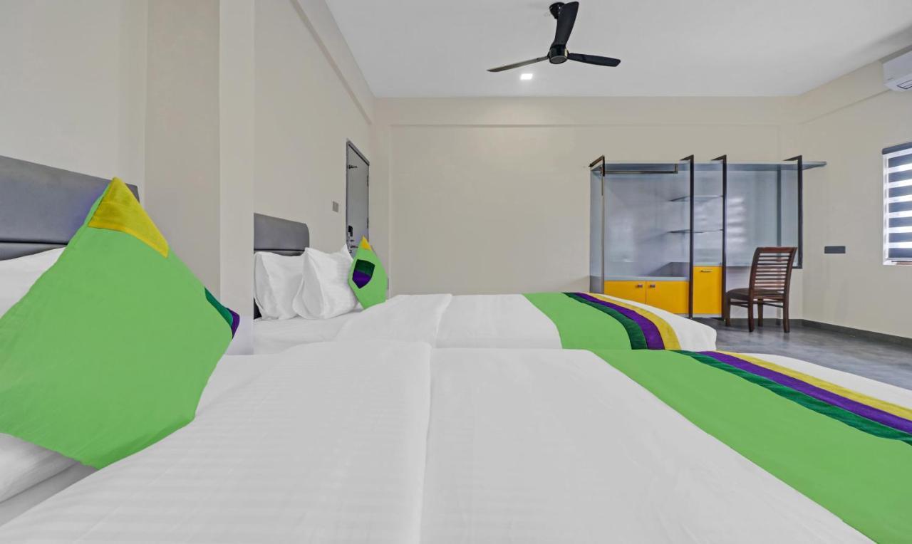 Treebo Grand Vistara Airport Suites Kochi Екстер'єр фото