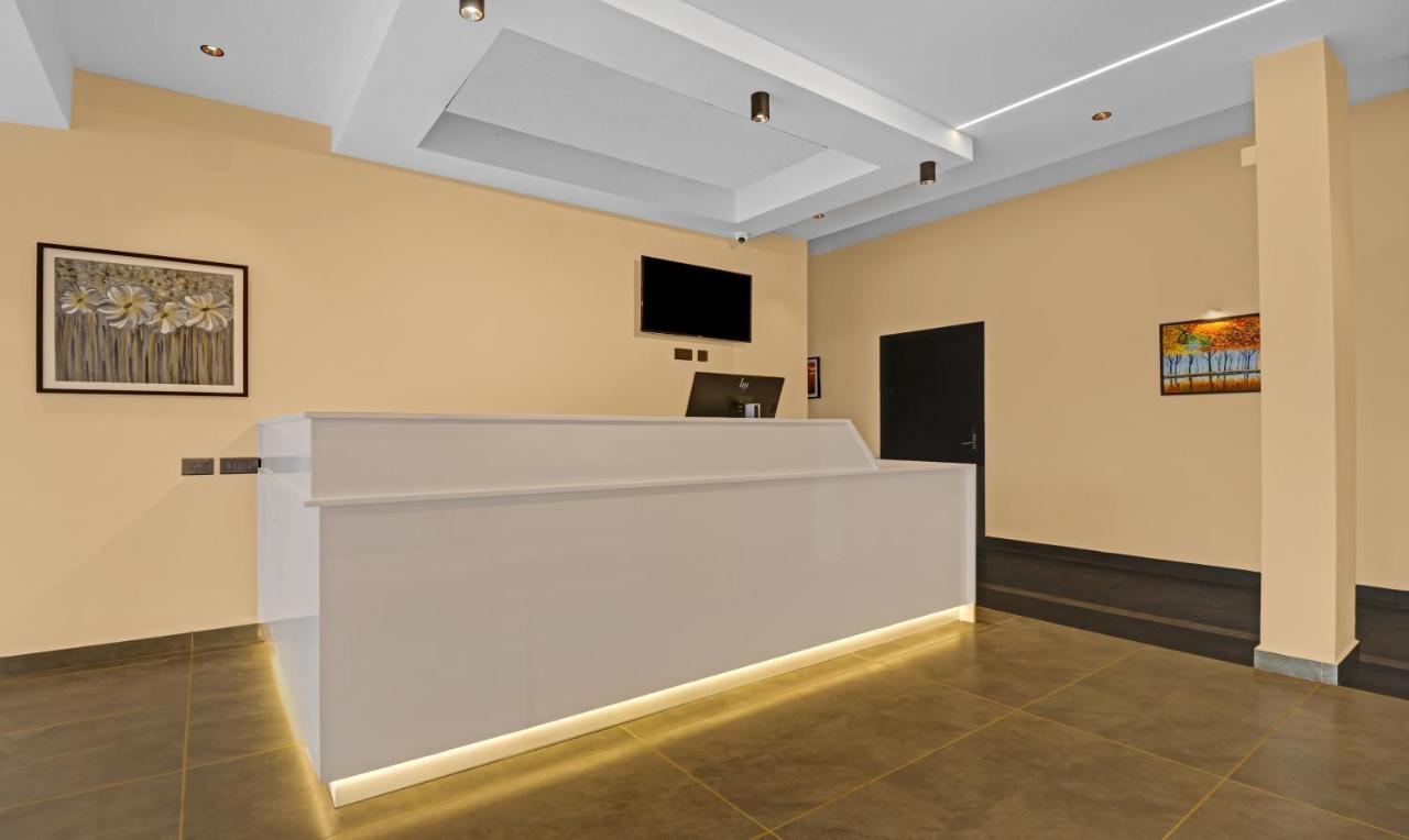 Treebo Grand Vistara Airport Suites Kochi Екстер'єр фото